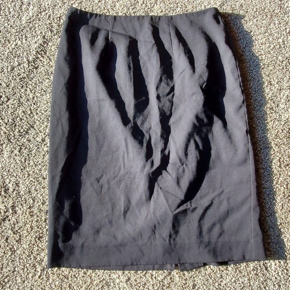 Black pencil skirt